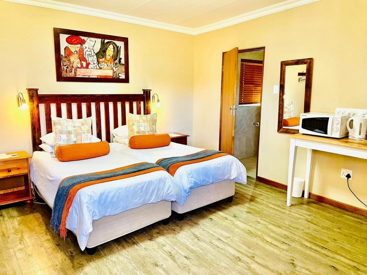 Villa Travalia Guest Farm Nelspoort Esterno foto
