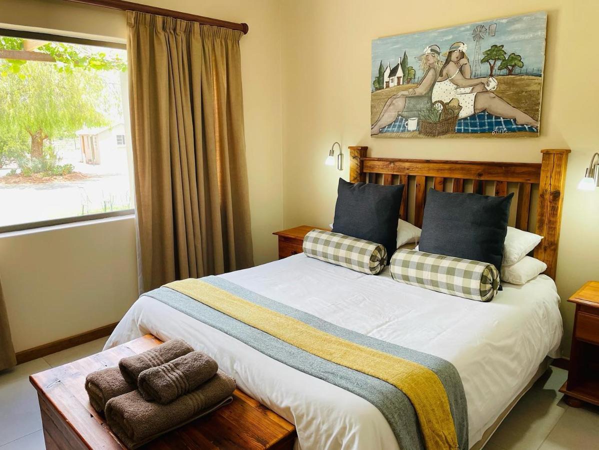 Villa Travalia Guest Farm Nelspoort Esterno foto