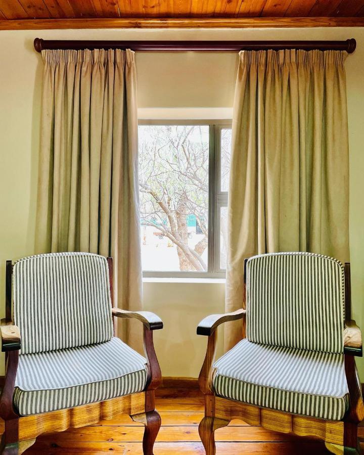 Villa Travalia Guest Farm Nelspoort Esterno foto