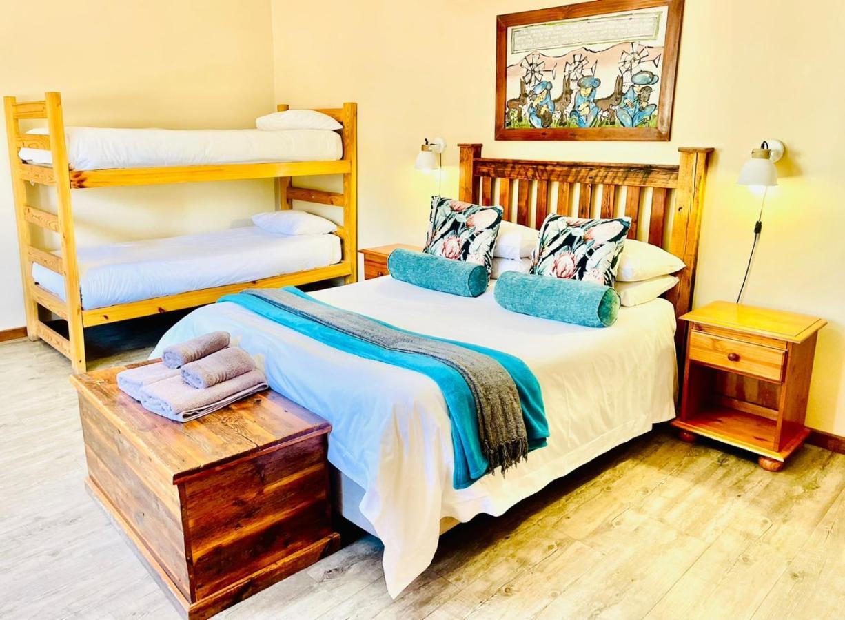 Villa Travalia Guest Farm Nelspoort Esterno foto