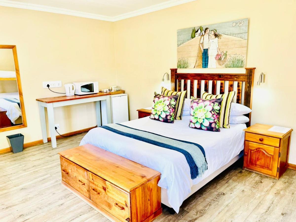 Villa Travalia Guest Farm Nelspoort Esterno foto